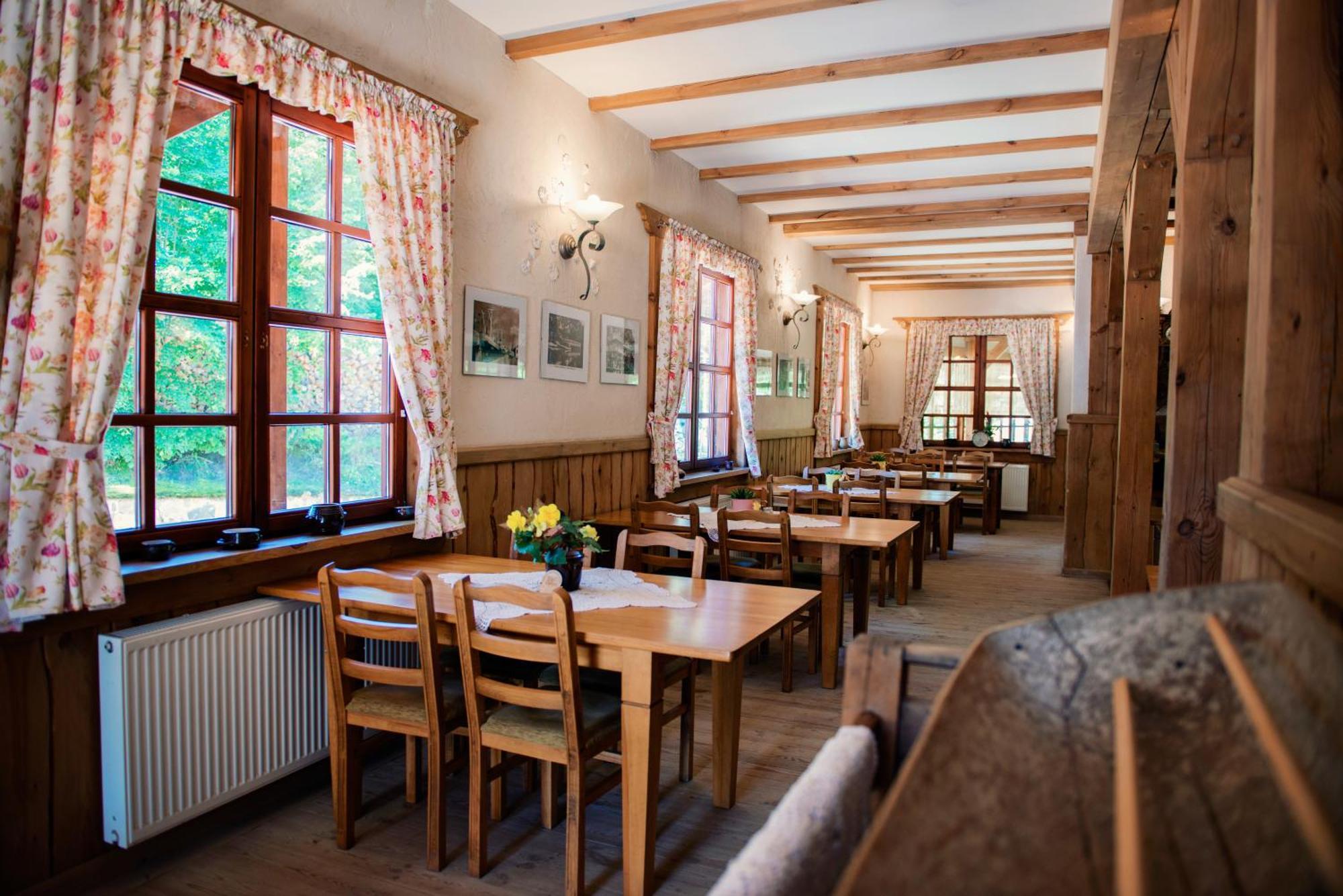 Bed and Breakfast Karczma Zacisze Krutyń Exterior foto
